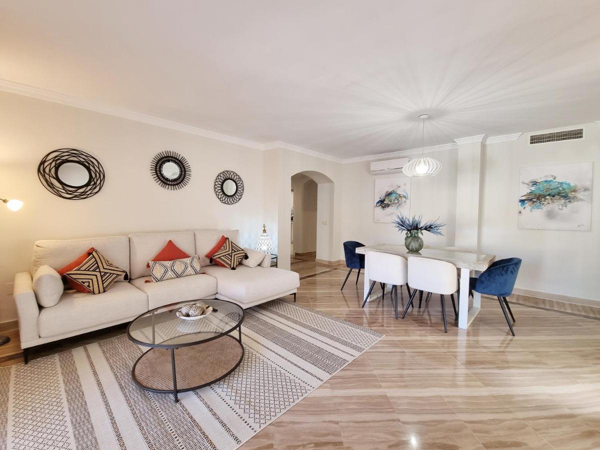 Luxury Hacienda Playa Apartment Marbella Bagian luar foto