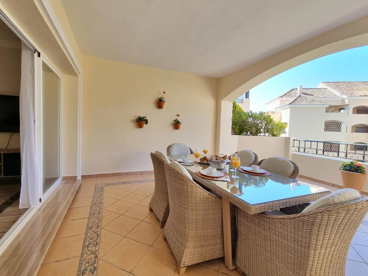 Luxury Hacienda Playa Apartment Marbella Bagian luar foto