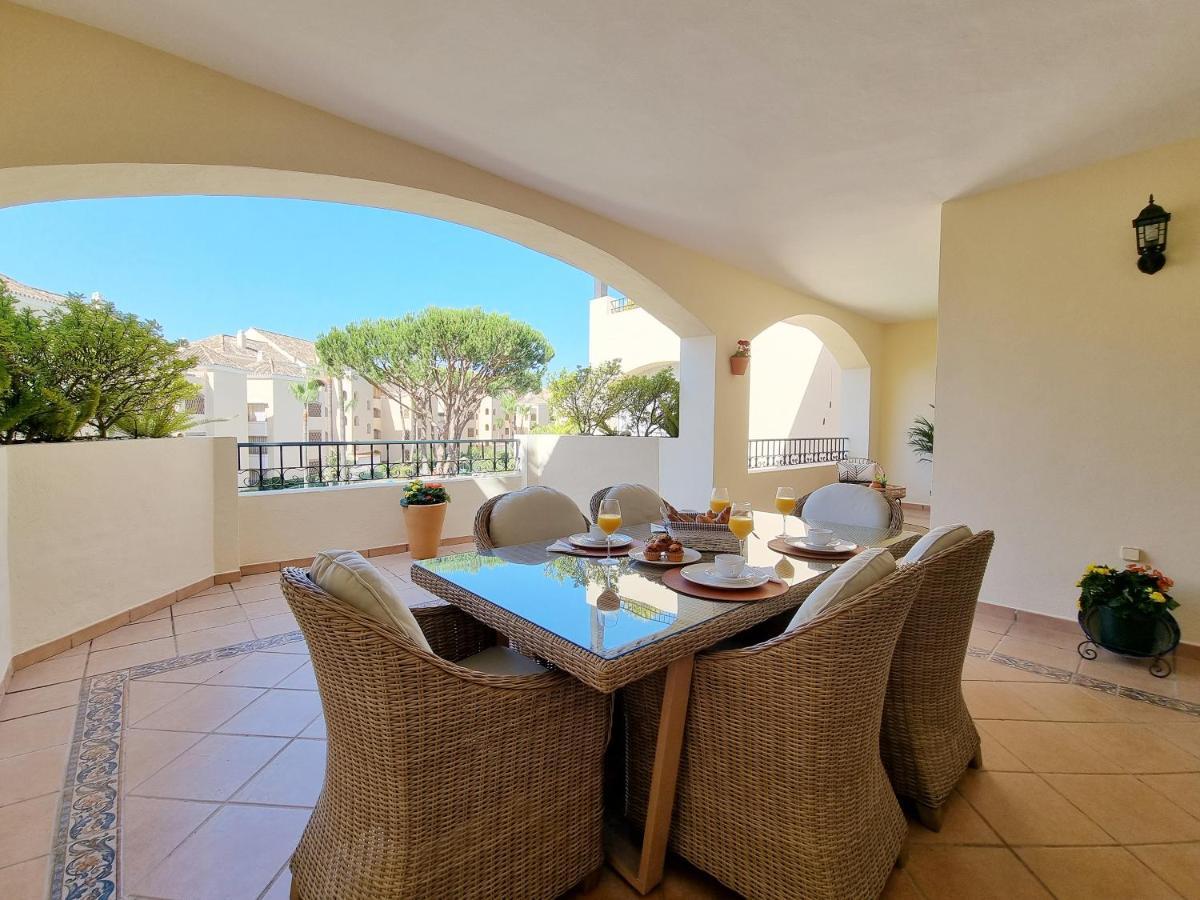 Luxury Hacienda Playa Apartment Marbella Bagian luar foto
