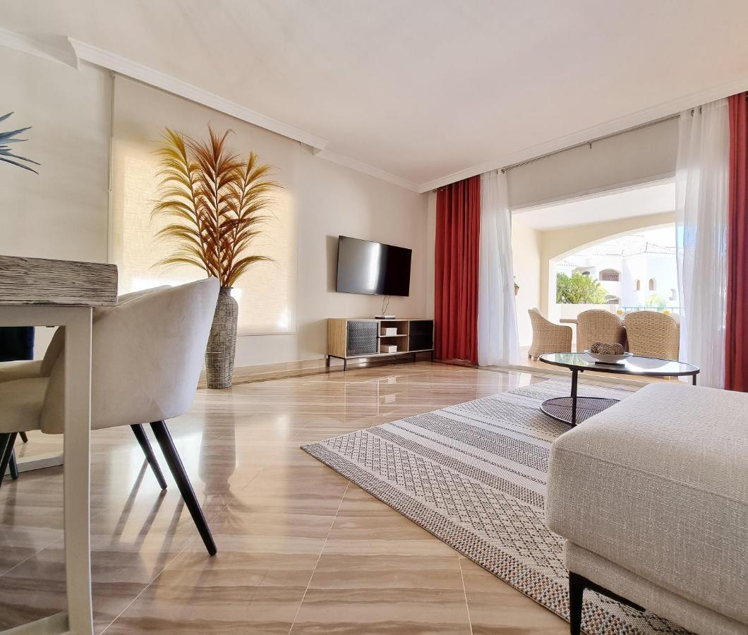 Luxury Hacienda Playa Apartment Marbella Bagian luar foto